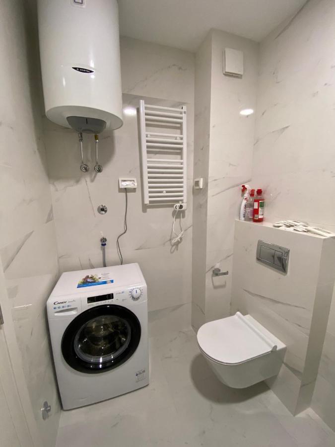 Apartman Vt Central Point Podgorica Kültér fotó