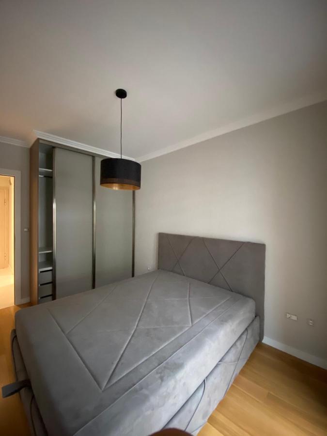 Apartman Vt Central Point Podgorica Kültér fotó